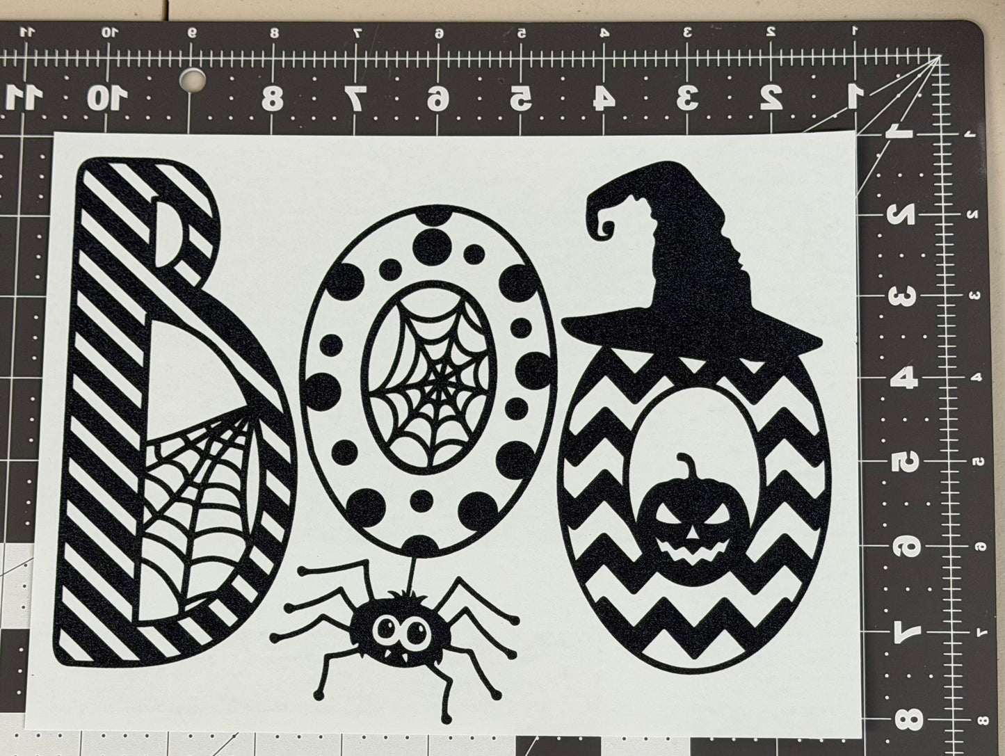 'BOO'